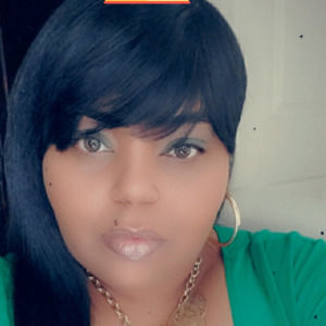 Meet your Posher, Demeka